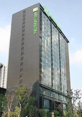 錢(qián)江新城假日酒店